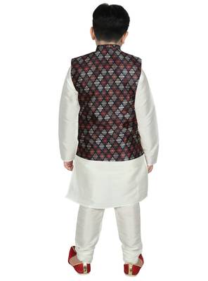 Cream Silk Printed Kurta And Pyjama 3