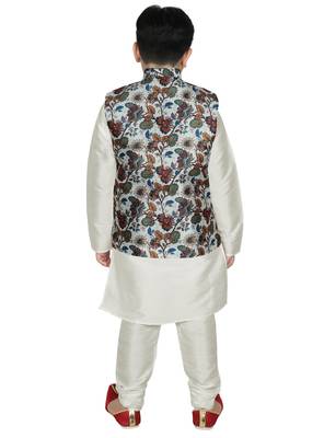 Cream Silk Printed Kurta And Pyjama 3