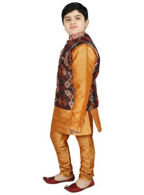 Yellow Silk Printed Kurta And Pyjama 2