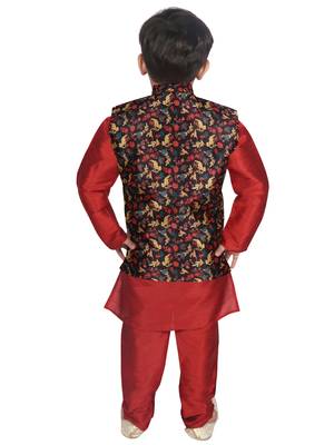 Maroon Silk Printed Kurta And Pyjama 3