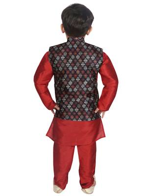 Maroon Silk Printed Kurta And Pyjama 3