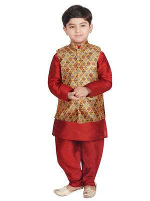 Maroon Silk Printed Kurta And Pyjama 1