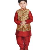Maroon Silk Printed Kurta And Pyjama