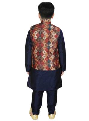 Navy Blue Silk Printed Kurta And Pyjama 3