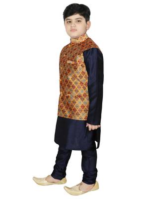 Navy Blue Silk Printed Kurta And Pyjama 2