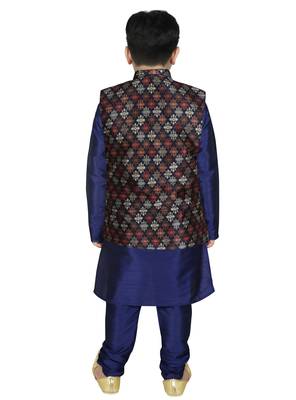 Blue Silk Printed Kurta And Pyjama 3