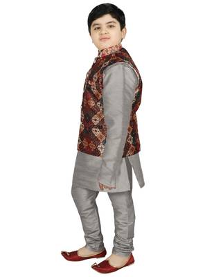 Silver Silk Printed Kurta And Pyjama 2