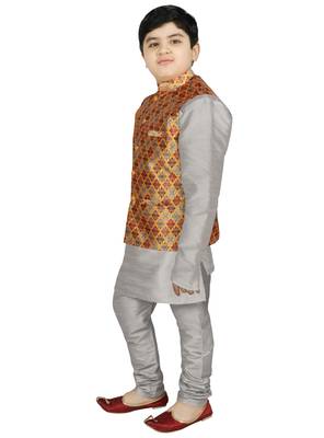 Silver Silk Printed Kurta And Pyjama 2