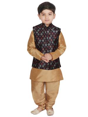 Gold Silk Printed Kurta And Pyjama 1