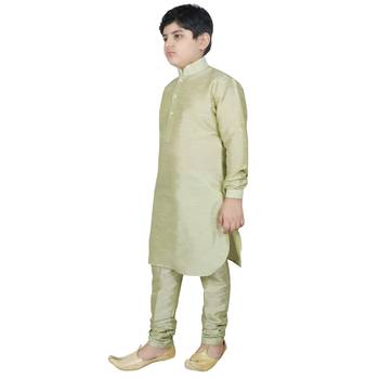 Sea Green Silk Solid Kurta And Pyjama 2