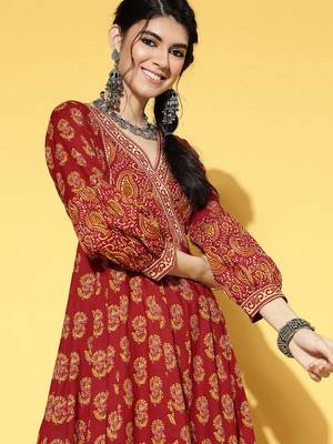 Maroon printed cotton long-dresses 4