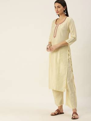Minora Cotton Off-White Embroidered Kurta Sets & Trousers with Dupatta 3