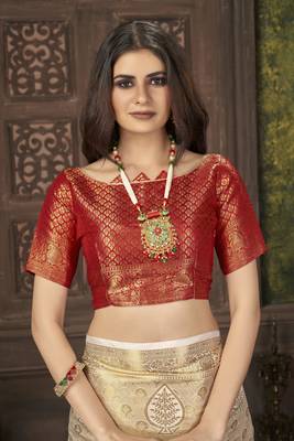 Beige woven banarasi silk saree with blouse 4