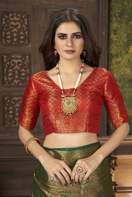 Green woven banarasi silk saree with blouse 4