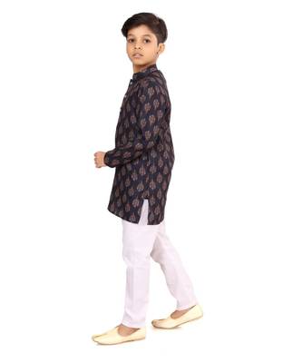 Boy's Black Cotton Printed Kurta Churidar 4