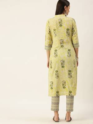 Minora Pure Cotton Off-White Printed Kurta Sets & Trousers  4