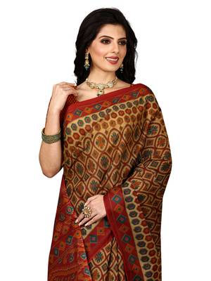 Beige printed pure cotton saree with blouse 5
