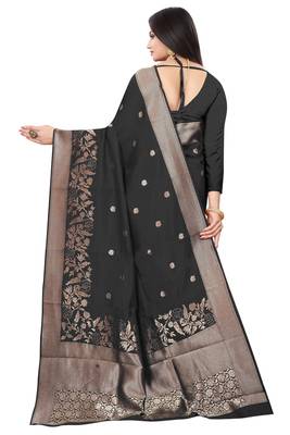 Black woven kanchipuram silk saree with blouse 3