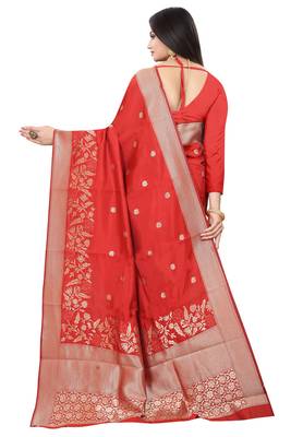 Red woven kanchipuram silk saree with blouse 3