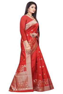 Red woven kanchipuram silk saree with blouse 4