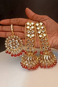 Maroon earrings