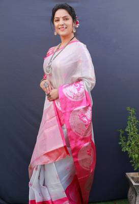 Pink woven art silk saree with blouse 3