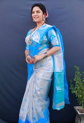 Blue woven art silk saree with blouse 3