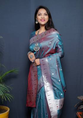 Blue woven paithani silk saree with blouse 3