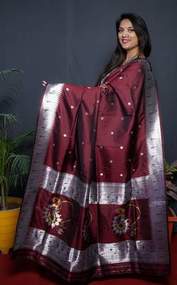 Maroon woven paithani silk saree with blouse 2