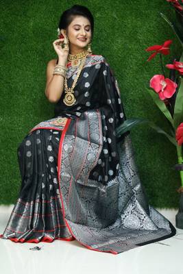 Black woven Faux kanchipuram silk saree with blouse 2