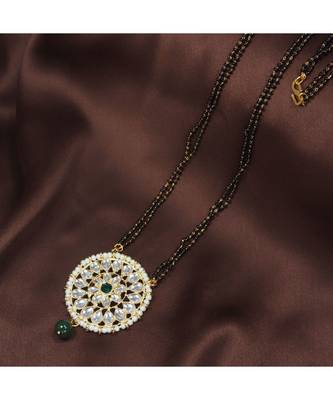 Traditional Pearl Kundan Studded Pendant with Black Bead Chain Mangalsutra for Women  1