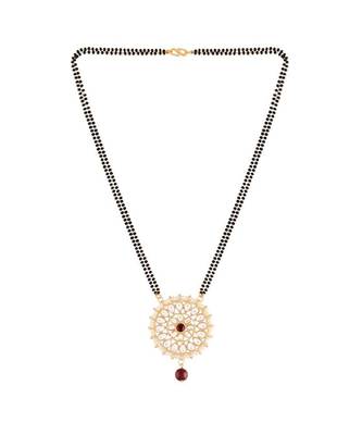 Traditional Pearl Kundan Studded Pendant with Black Bead Chain Mangalsutra for Women  4