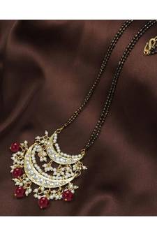 Traditional Pearl Kundan Studded Pendant with Black Bead Chain Mangalsutra for Women (D086M)