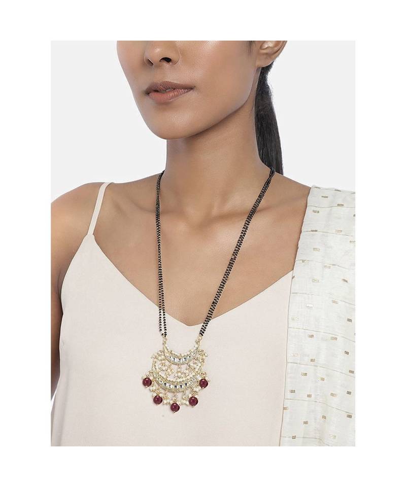 Traditional Pearl Kundan Studded Pendant with Black Bead Chain Mangalsutra for Women 
