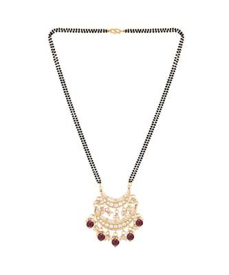 Traditional Pearl Kundan Studded Pendant with Black Bead Chain Mangalsutra for Women  4