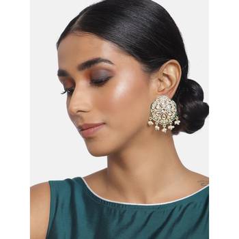 Traditional Green Meenakari Kundan Pearl Stud Earrings for Women  1