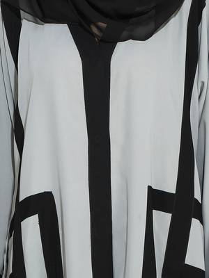 Quirky Grey Dubai Style Abaya With Detailing 5