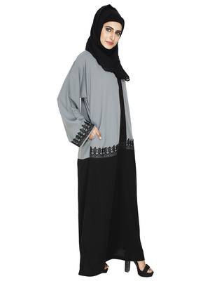 Grey Flared Abaya With Contrast Color Blocking And Lace Work 3