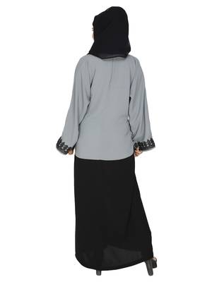 Grey Flared Abaya With Contrast Color Blocking And Lace Work 4