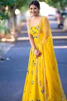 Yellow Color Georgette Fabric Thread And Zari Work Sleeveless Gown
