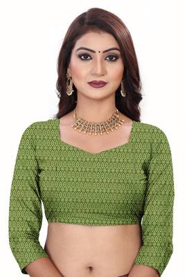 Green printed baluchari saree with blouse 3