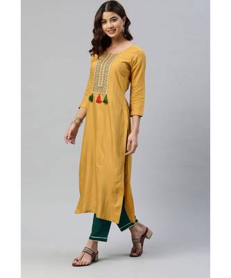 SheWill Women Yellow Sequence Embroidered Thread Work Dobby Kurta Pant & Woven Dupatta 4