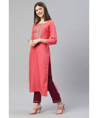 SheWill Women Peach Sequence Embroidered Thread Work Dobby Kurta Pant & Woven Dupatta 4