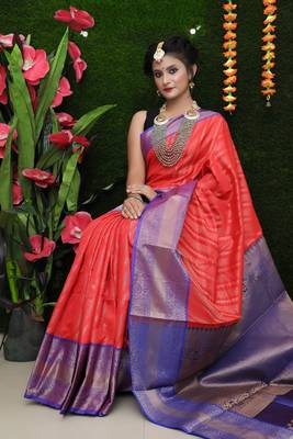 Red woven Faux kanchipuram silk saree with blouse 2