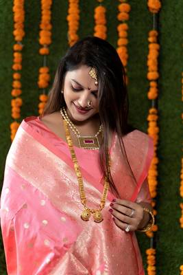 Pink hand woven pure kanchipuram silk saree with blouse 3