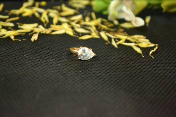 Designer Gold diamond Clipon nosering or Clip nosepin 1