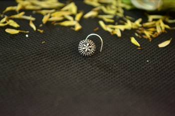 Silver Designer oxidised nosering or Oxidized nosepin 1