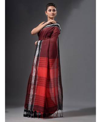 Wine Red handwoven cotton dual tone saree 4