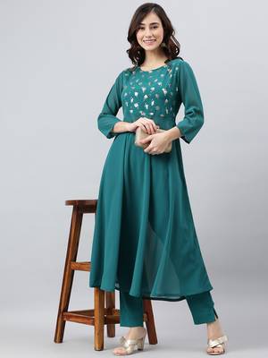 Teal-green foilage print crepe salwar 3