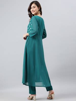 Teal-green foilage print crepe salwar 5